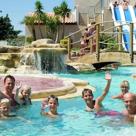 Le Clos Les Muriers Chalet *